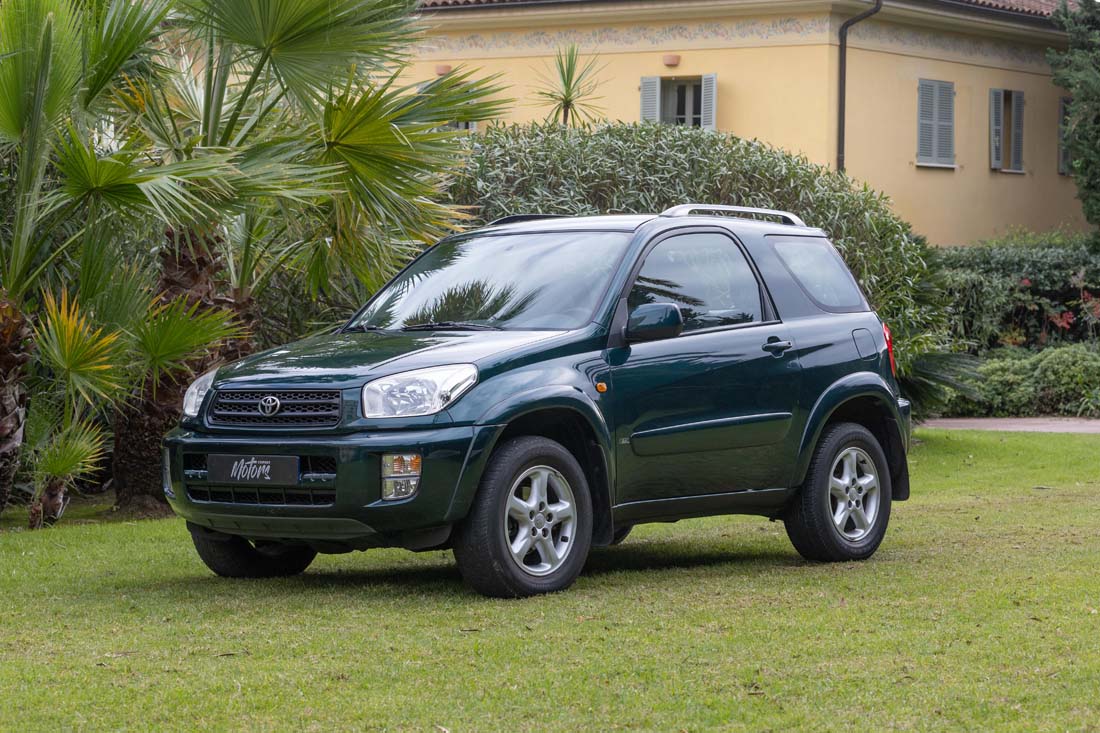 TOYOTA RAV4 2.0 VVTI 150cv 1er main occasion